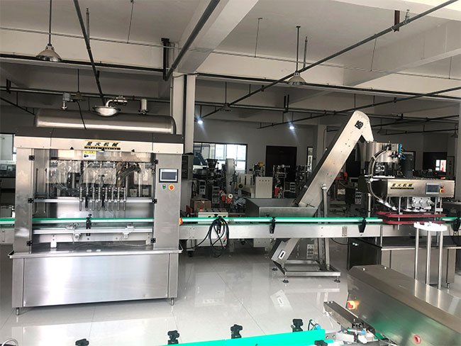 膏體灌裝機設備展示